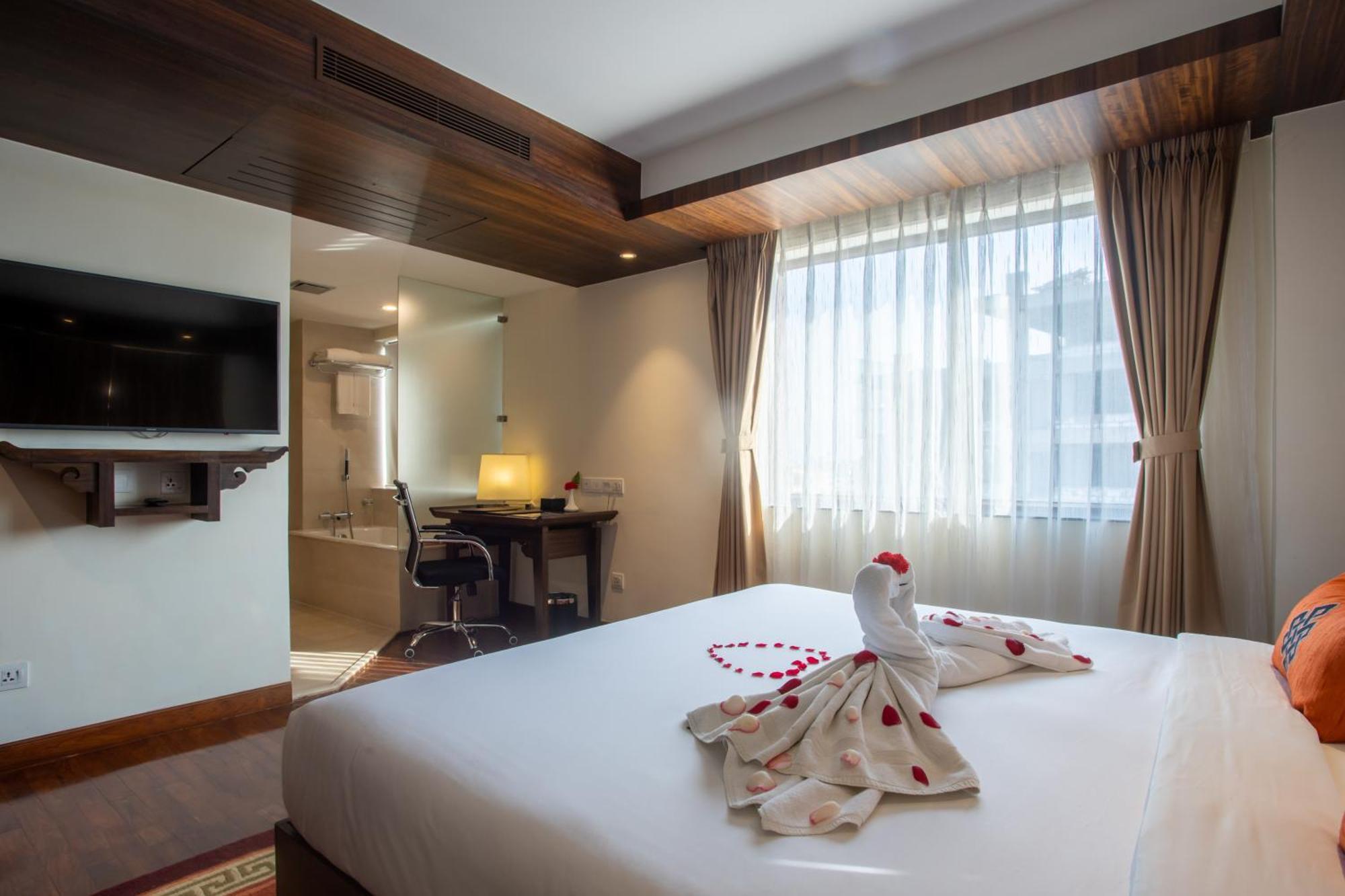 Ramada By Wyndham Kathmandu Dhumbarahi Catmandu Exterior foto