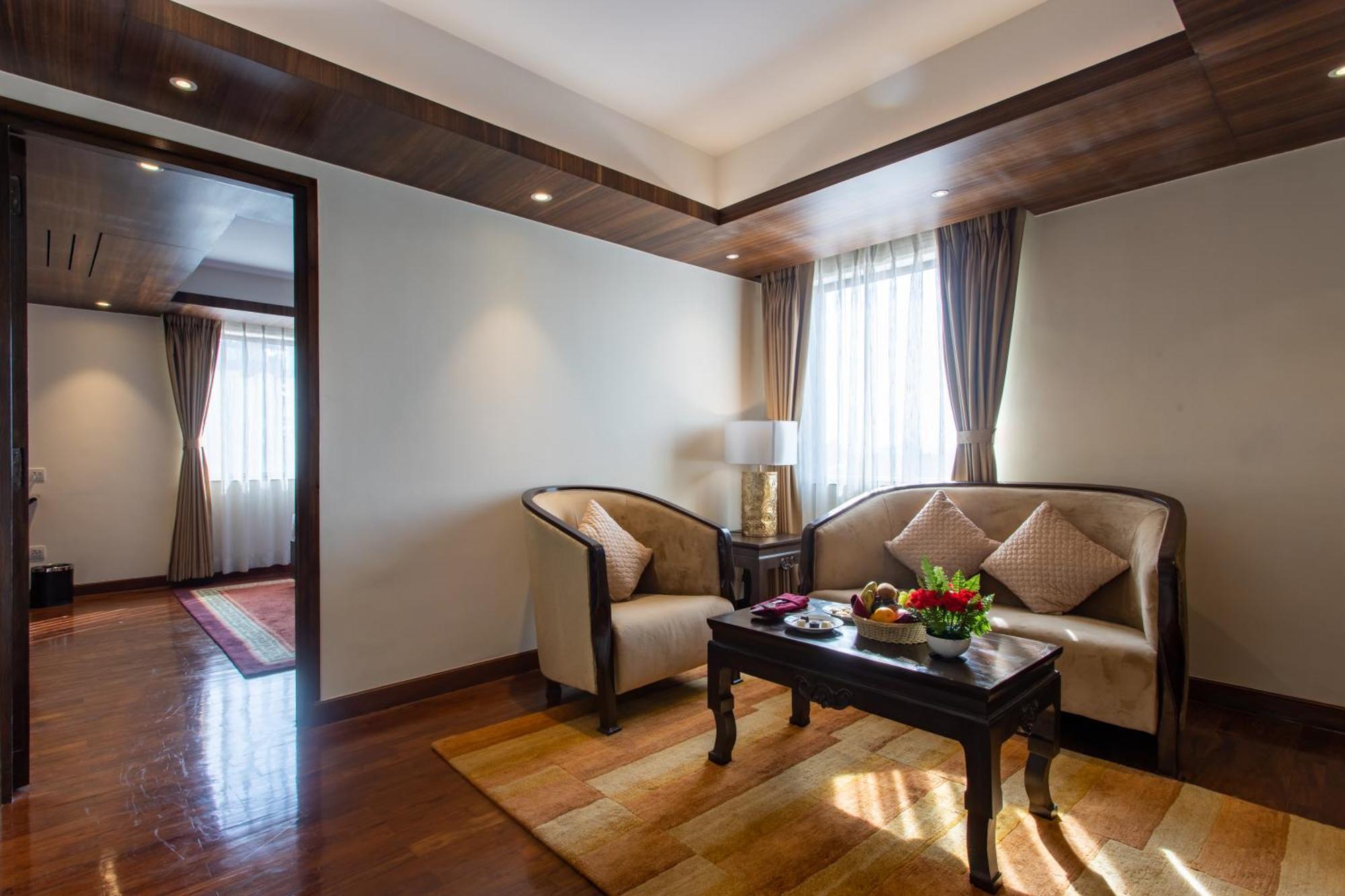Ramada By Wyndham Kathmandu Dhumbarahi Catmandu Exterior foto