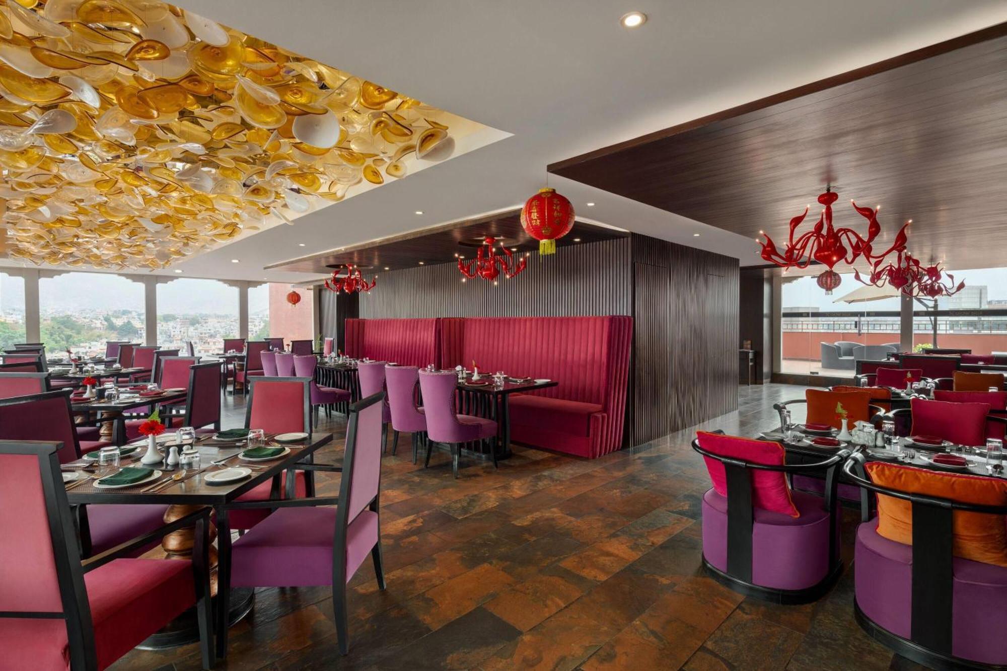Ramada By Wyndham Kathmandu Dhumbarahi Catmandu Exterior foto